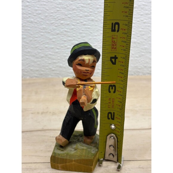 Vtg Hand Carved Wooden Figurine 4" Boy With Violin Made In Norway - Picture 7 of 8
